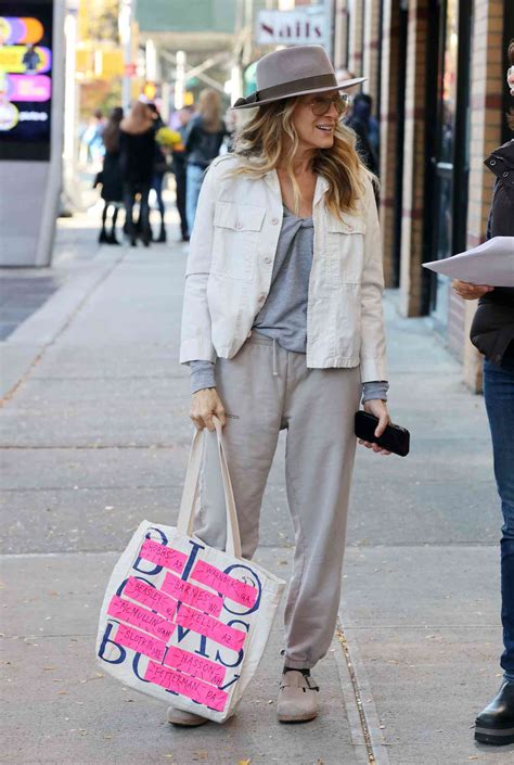 sarah jessica parker street look with givenchy bag|sarah jessica parker fashion.